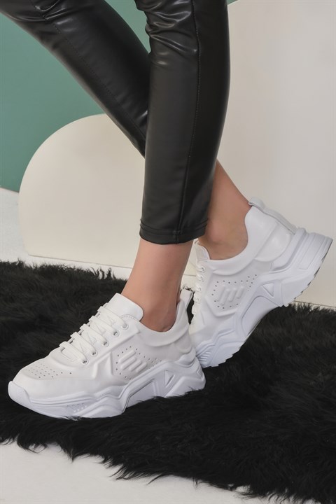 Bestello Bağcıklı Sneaker BEYAZ 101-206570-40 Kadın AyakkabıWomen